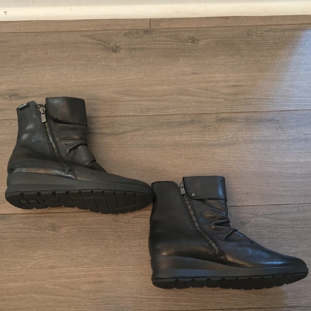 Mephisto Air Jett Black  Wedge Boots - Picture 2 of 6